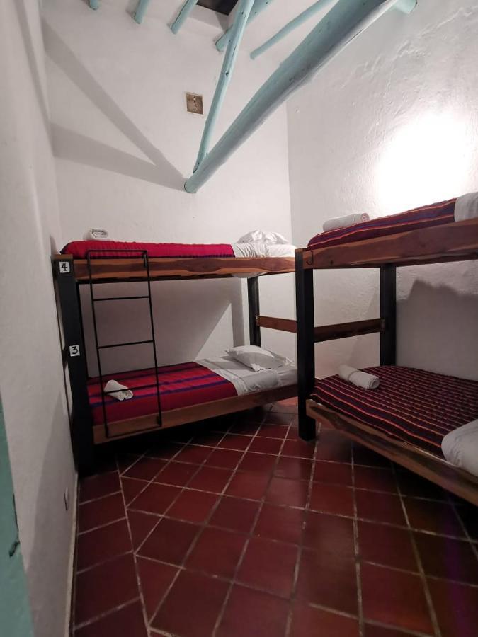 Popichi Hostel 莱瓦镇 外观 照片
